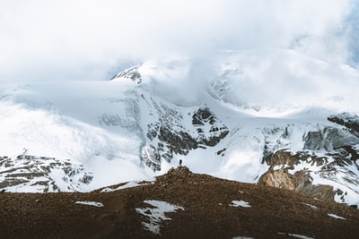 白色的雪山
